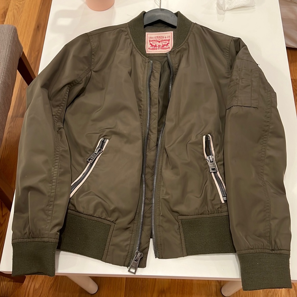 Levi’s Bomber jacket